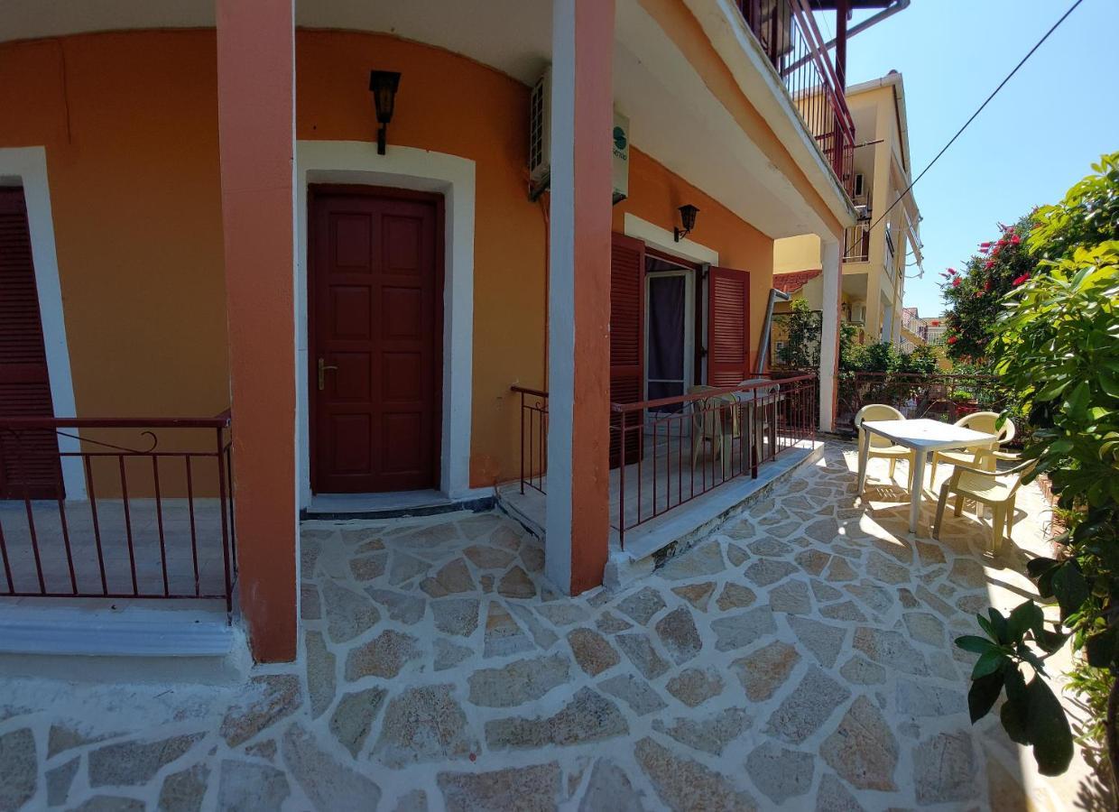 Dora's Apartment Kavos