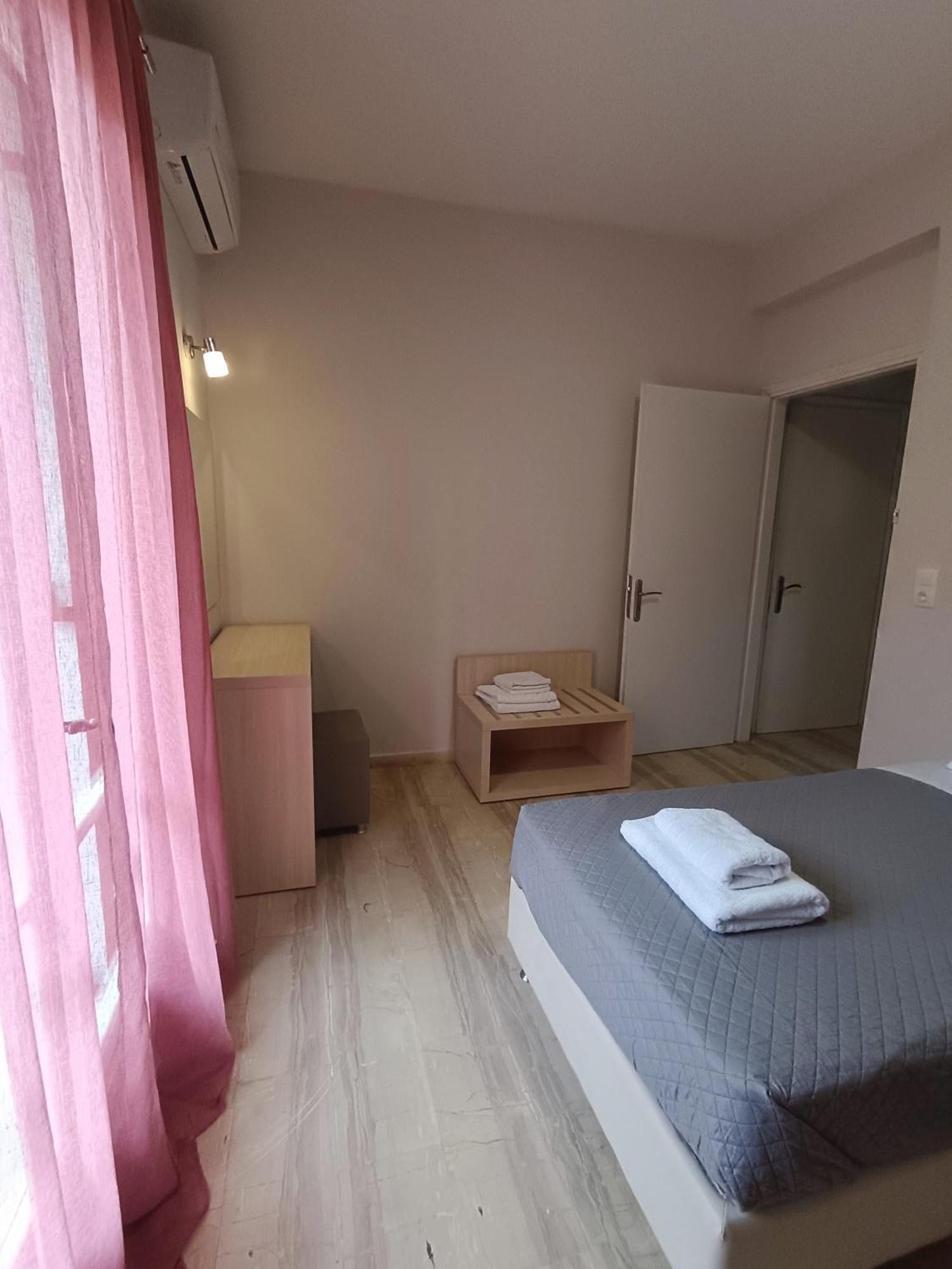 Apartment Dora's