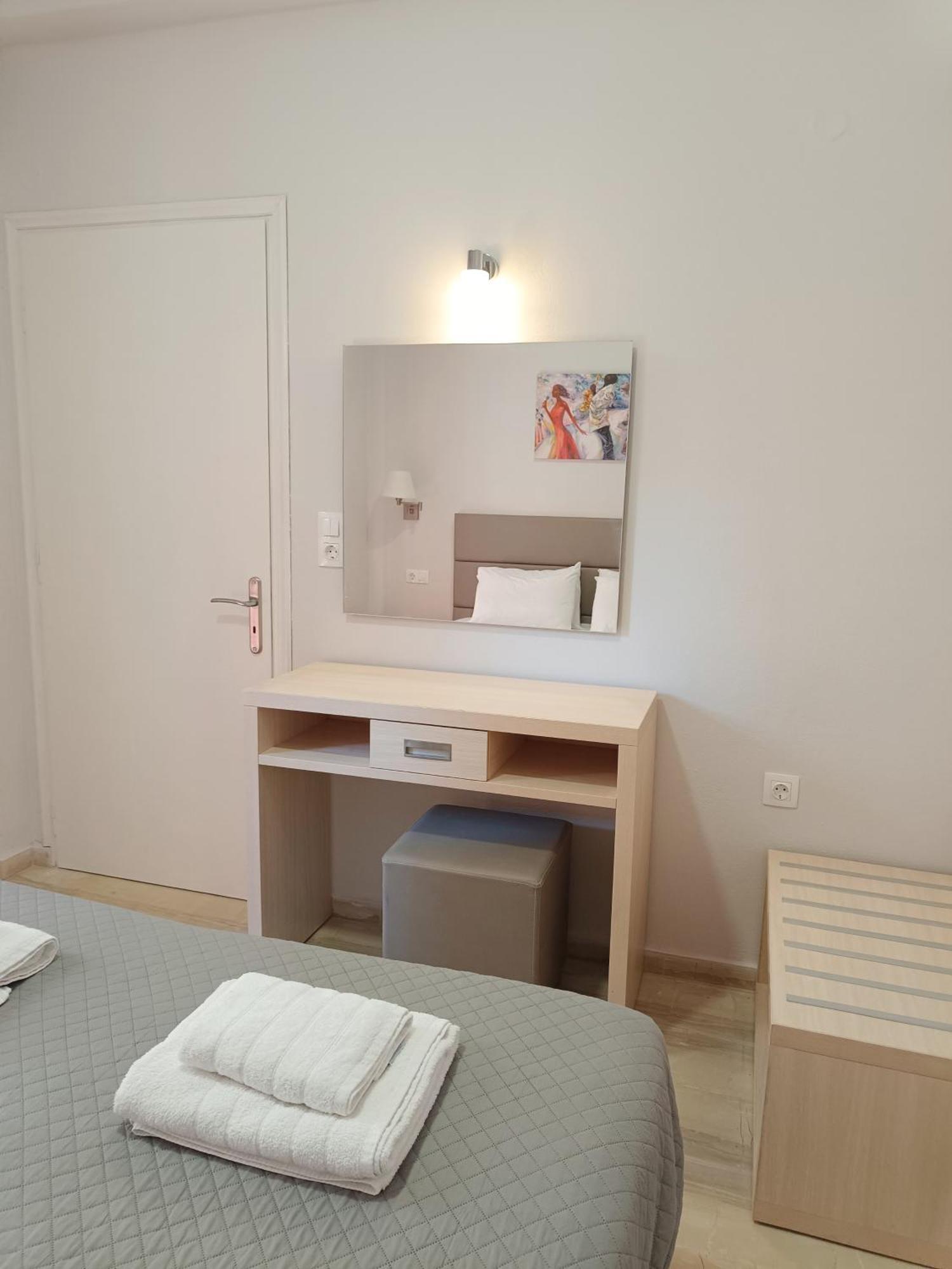 Dora's Apartment *