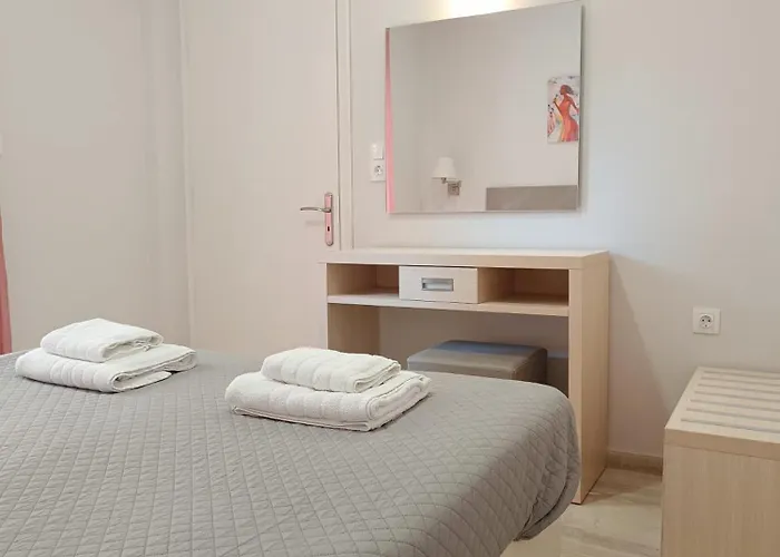 Dora\'S Apartments